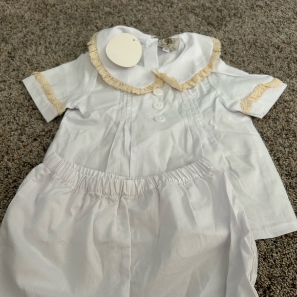 Adorable matching set - Picture 2 of 4